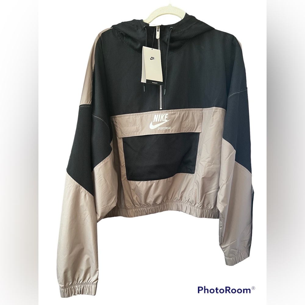 Nike crop windbreaker